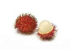 Ramboutans frais avec leur peau chevelue